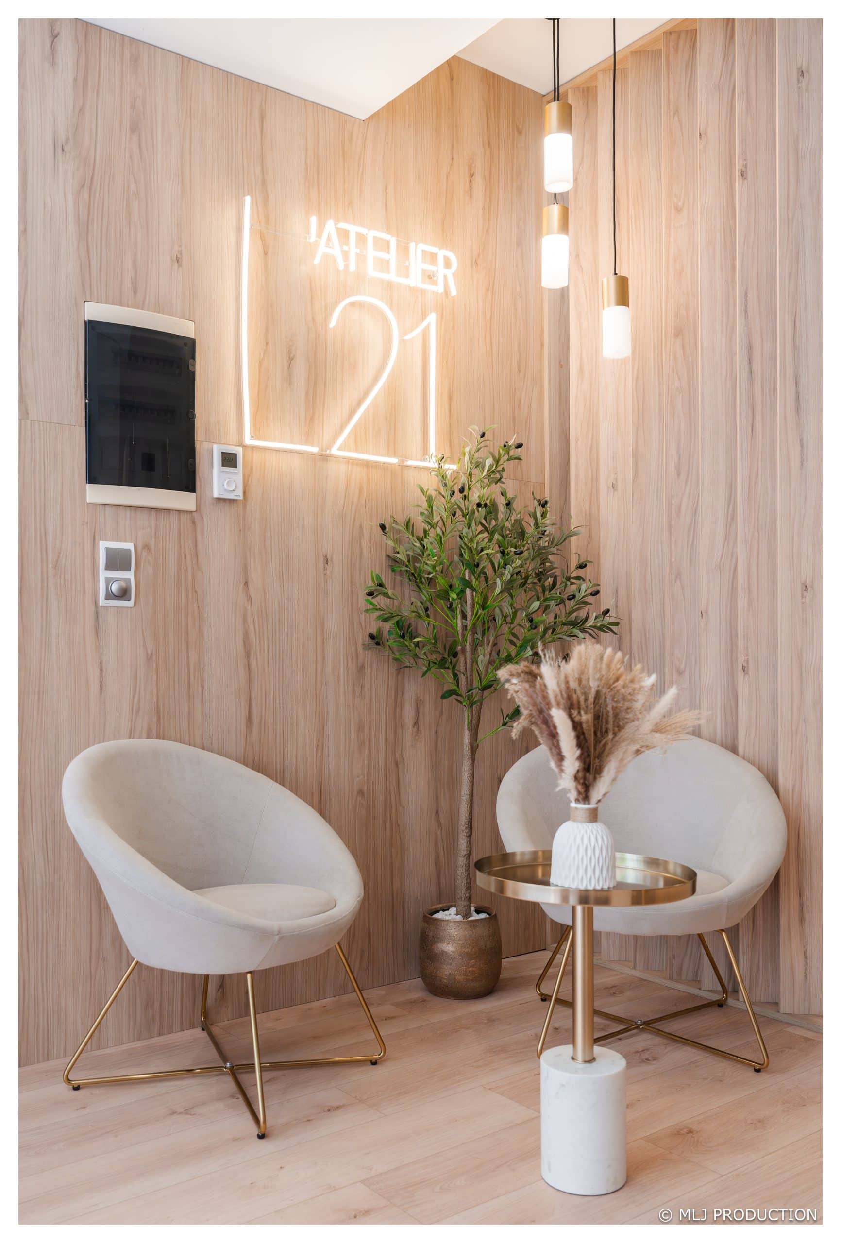 a7406900 ip atelier21